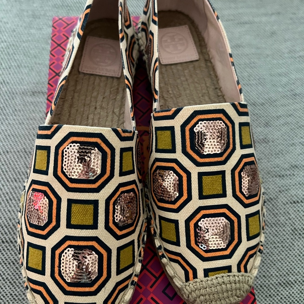 Tory Burch New with box multi color shoes. Size 8.5.